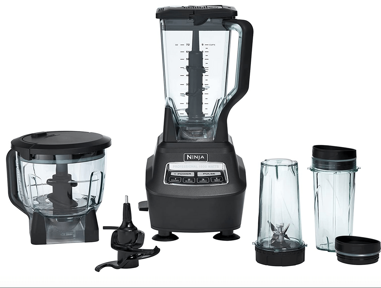 Ninja Blender set for preparing smoothies